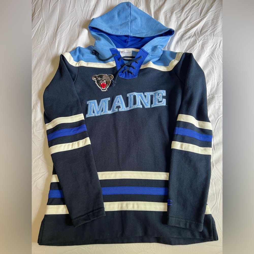 umaine hoodie (small)